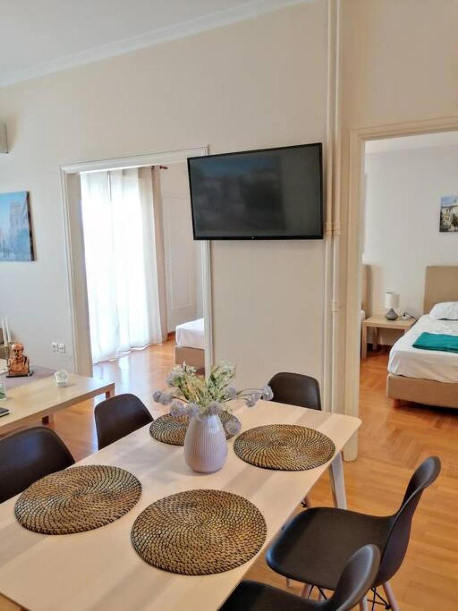 Acropolis Museum Grand Apartment Atene Esterno foto